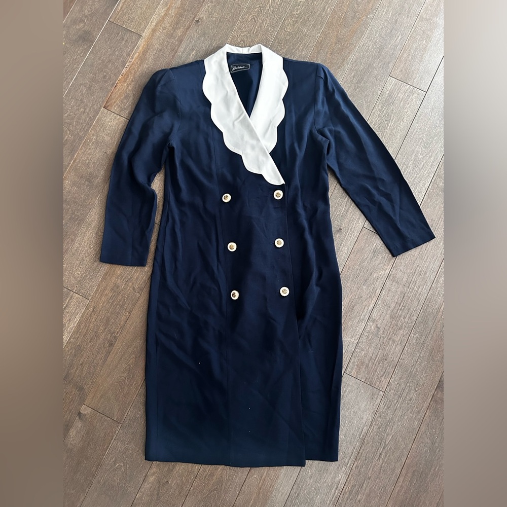Navy‎ Blue Double-Breasted Dress with White Collar